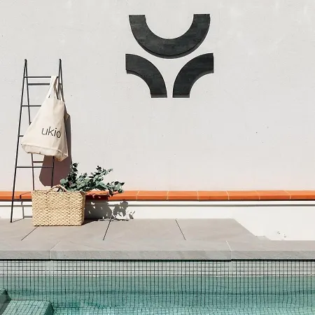 Spacest - Carrer De Josep Torres A * Barcelona